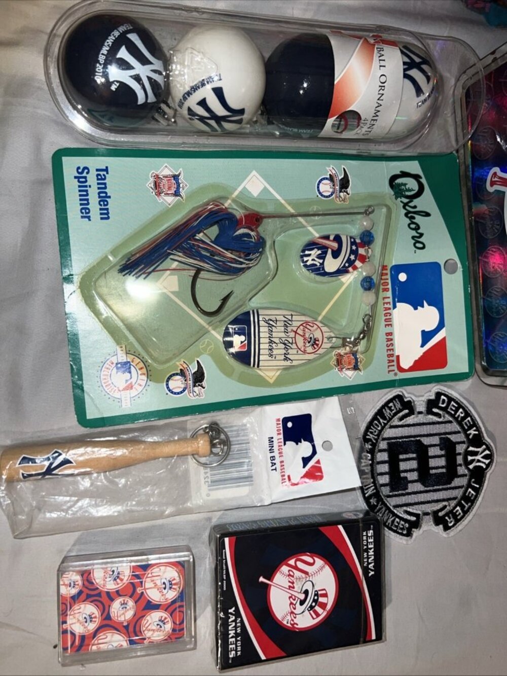 1999 MLB New York Yankees Lunchbox & 6 Yankee Themed Items Fathers Day Gifts